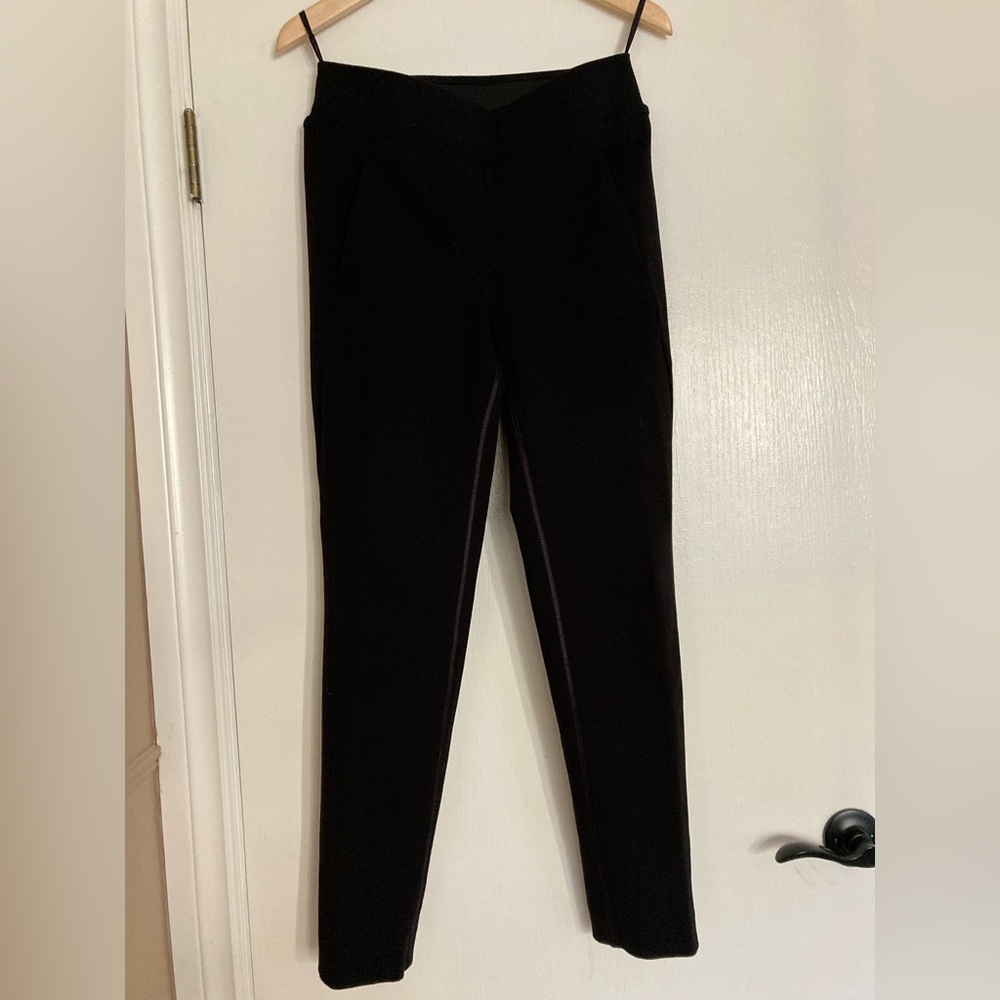 **SOLD**Babaton cigarette style slacks that feel like sweats.